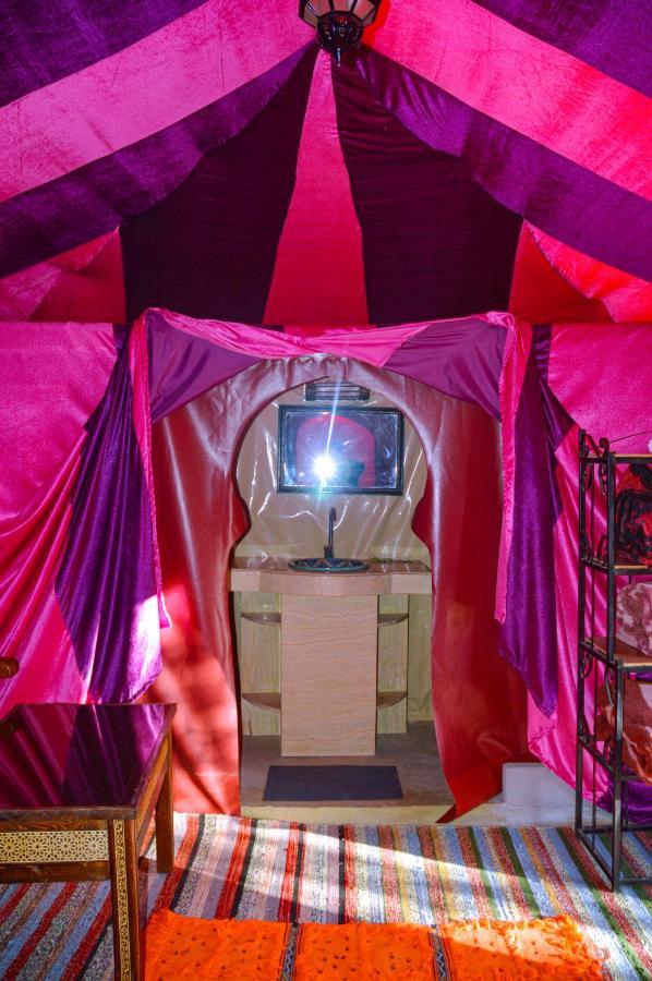 Les Roches Desert Camp Мерзуга Екстер'єр фото